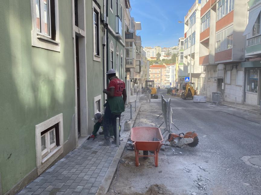Obras de Requalificação de passeios em Queluz 