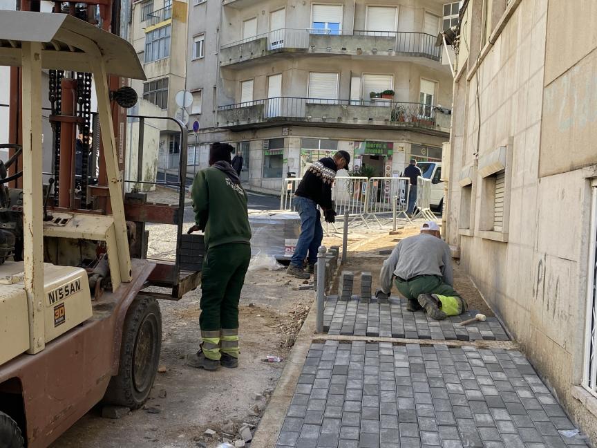 Obras de Requalificação de passeios em Queluz 